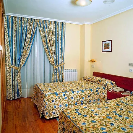 Hotel Isabel 2*